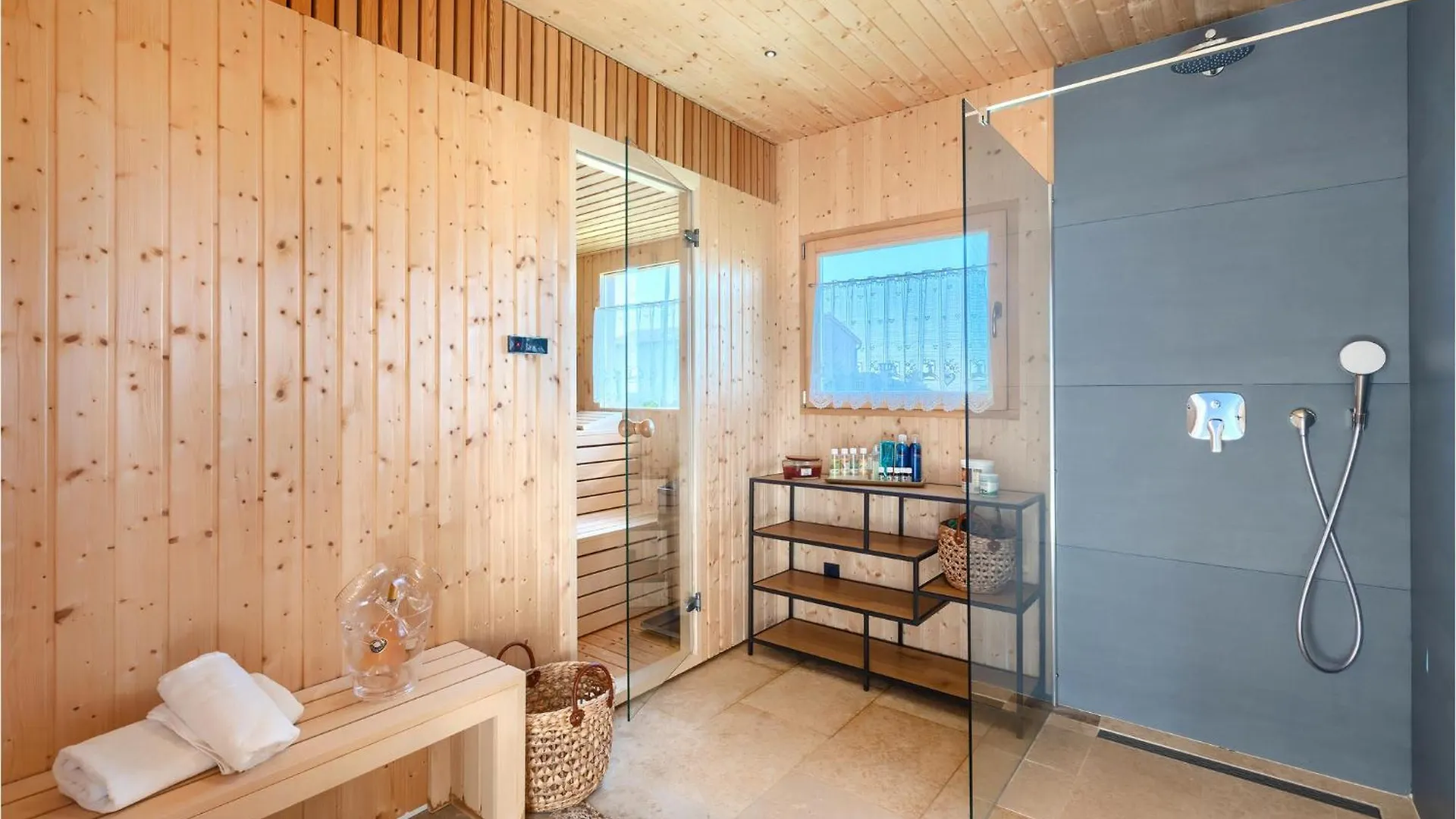 Holiday home Beautiful Home In Maruzini With Sauna
